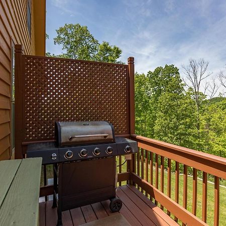 Lakefront With 3 King Beds, Pool Table, Arcade Barrel Dandridge Exterior photo