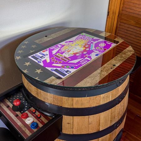 Lakefront With 3 King Beds, Pool Table, Arcade Barrel Dandridge Exterior photo