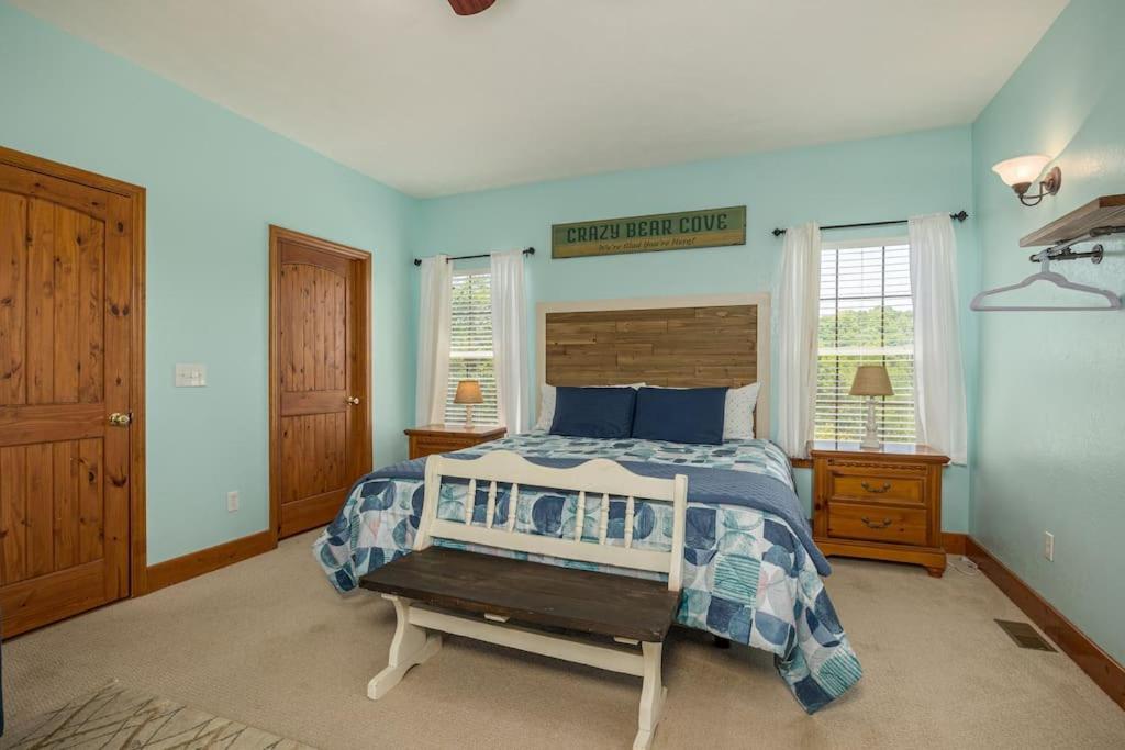 Lakefront With 3 King Beds, Pool Table, Arcade Barrel Dandridge Exterior photo